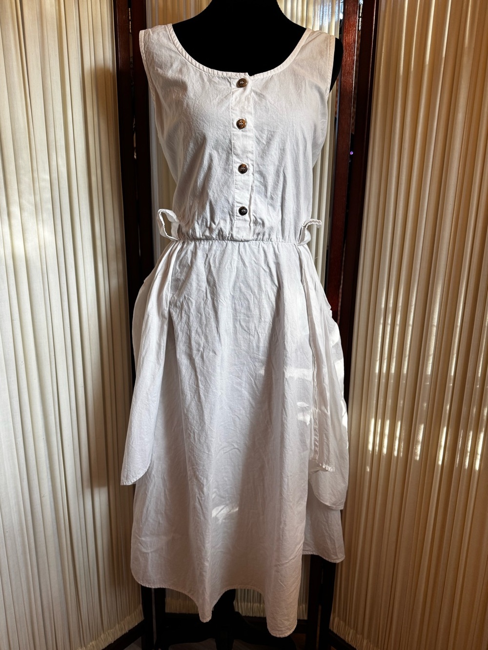 White Sleeveless Cotton Summer Dress